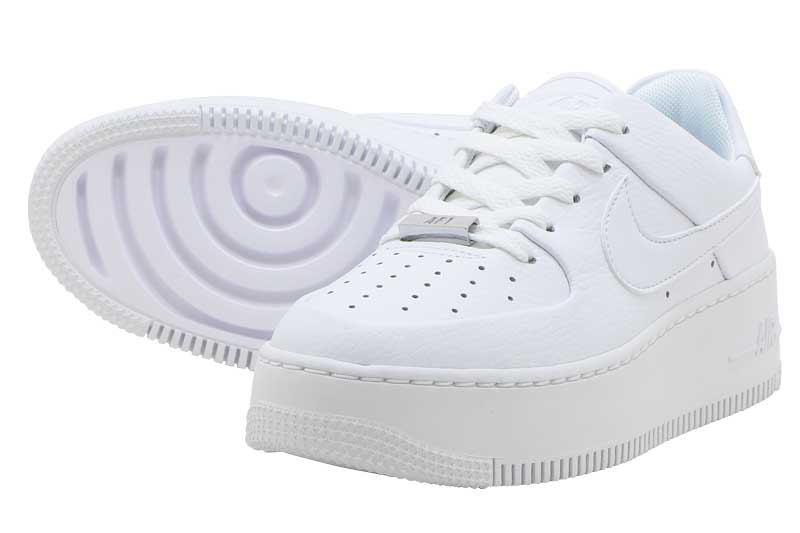 ナイキ ウィメンズ エア フォース 1 セージ LOW NIKE W AF1 1 SAGE LOW AR5339-100