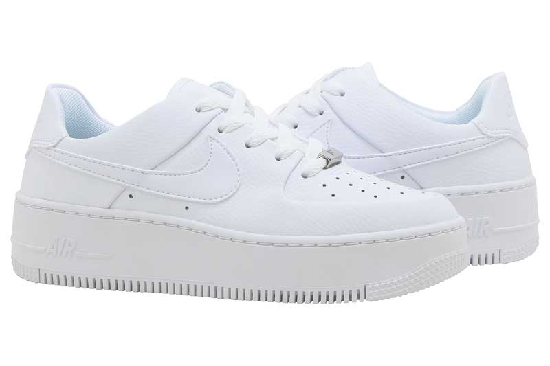 ナイキ ウィメンズ エア フォース 1 セージ LOW NIKE W AF1 1 SAGE LOW AR5339-100