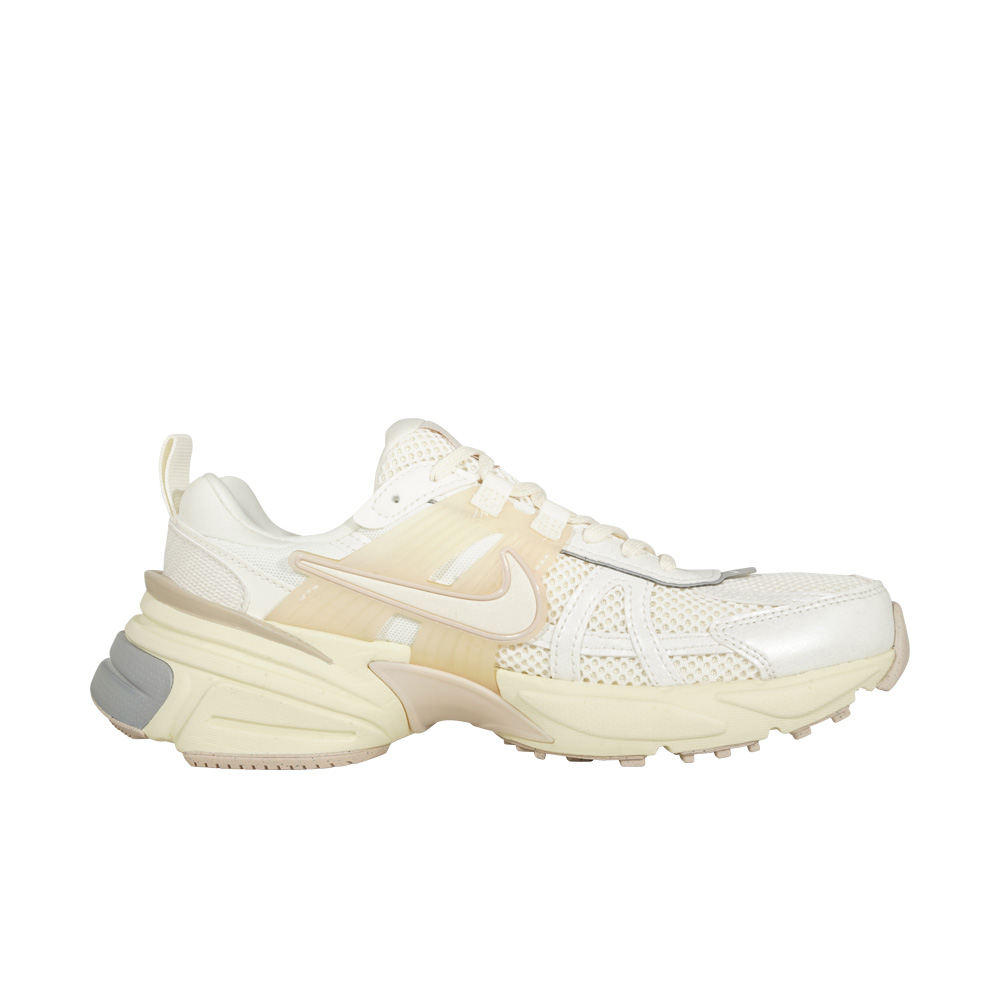 ナイキ ウィメンズ V2K ラン NIKE WMNS V2K RUN HQ1512-110