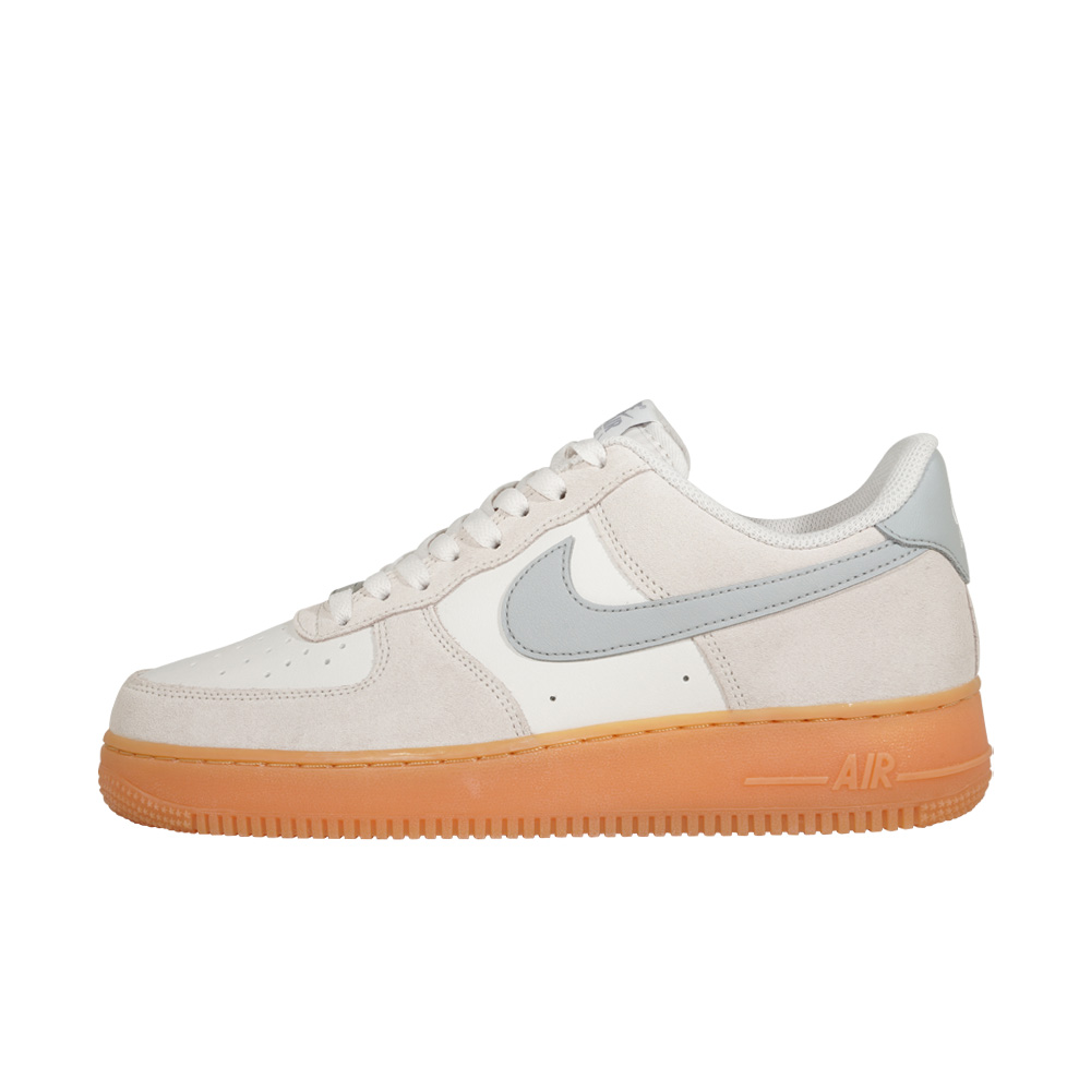 ナイキ エア フォース 1 '07 LV8 NIKE AIR FORCE 1 '07 LV8 FQ8714-002