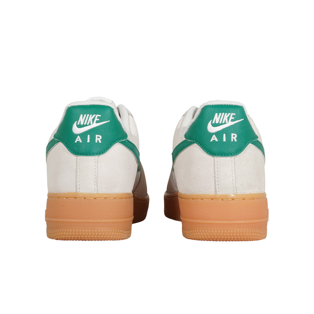 ナイキ エア フォース 1 '07 LV8  NIKE AIR FORCE 1 '07 LV8 FQ8714-001