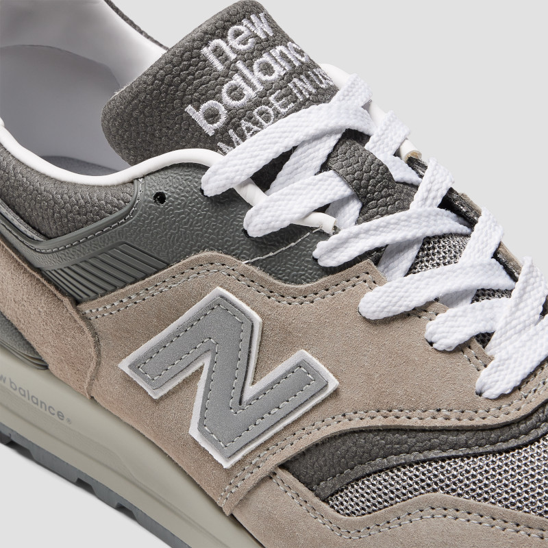 ニューバランス NEW BALANCE U997 GY