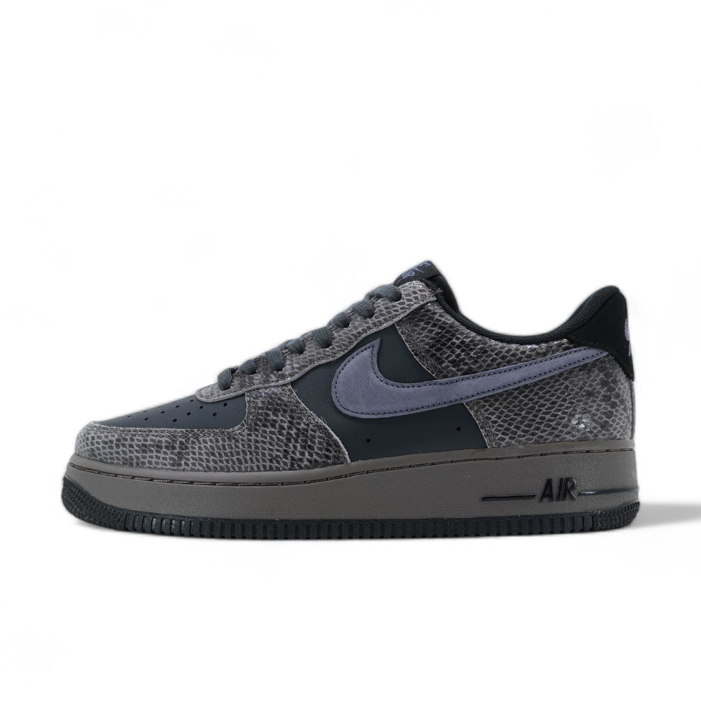 ナイキ エア フォース 1 '07 LV8 NIKE AIR FORCE 1 '07 LV8 HF2898-001