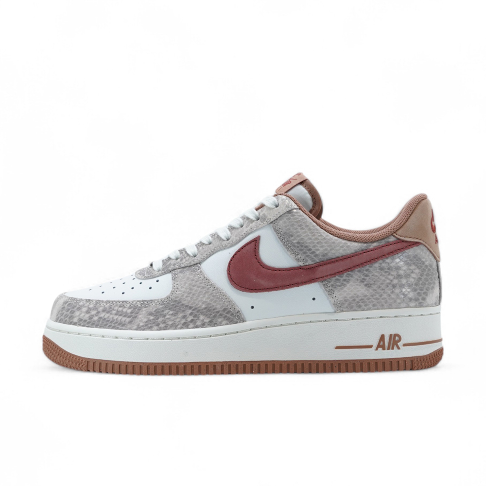 ナイキ エア フォース 1 '07 LV8 NIKE AIR FORCE 1 '07 LV8 HF2898-100